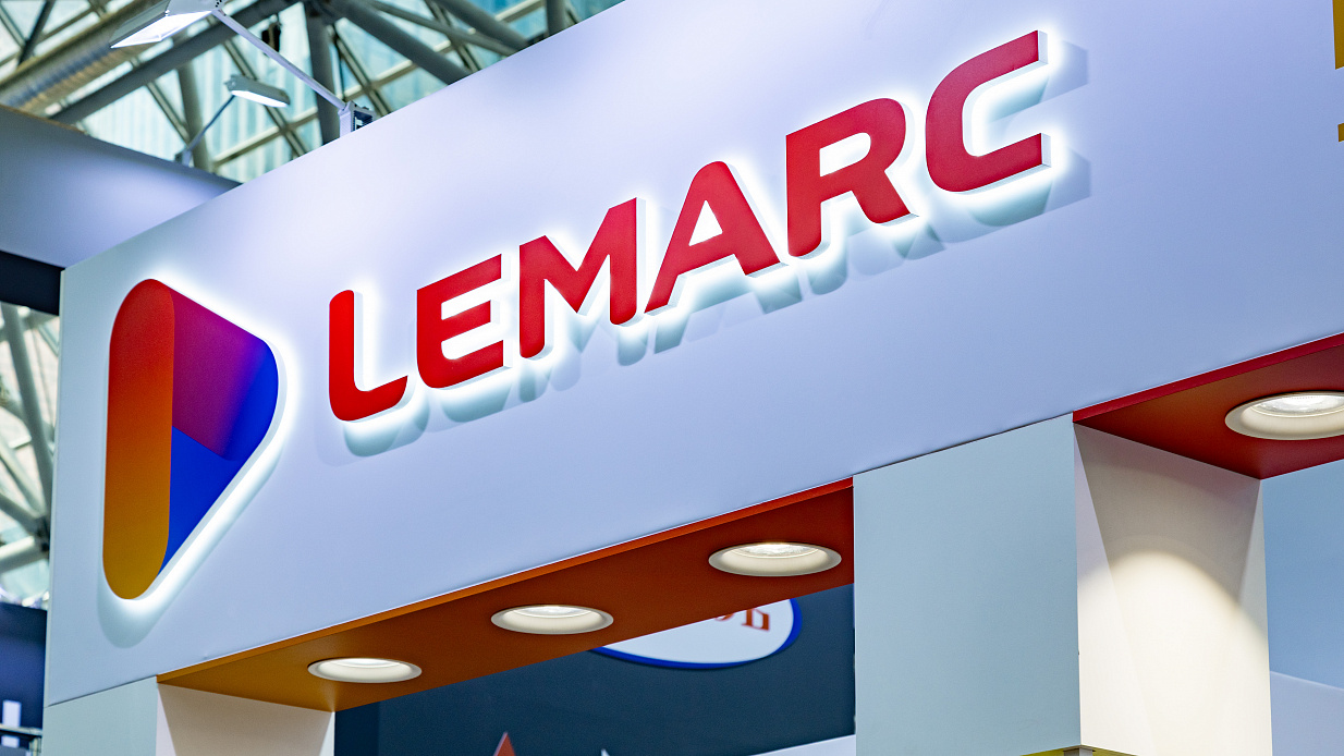 Дизайн-проект и застройка стенда «Lemarc, MIMS - 2025» - фото 4